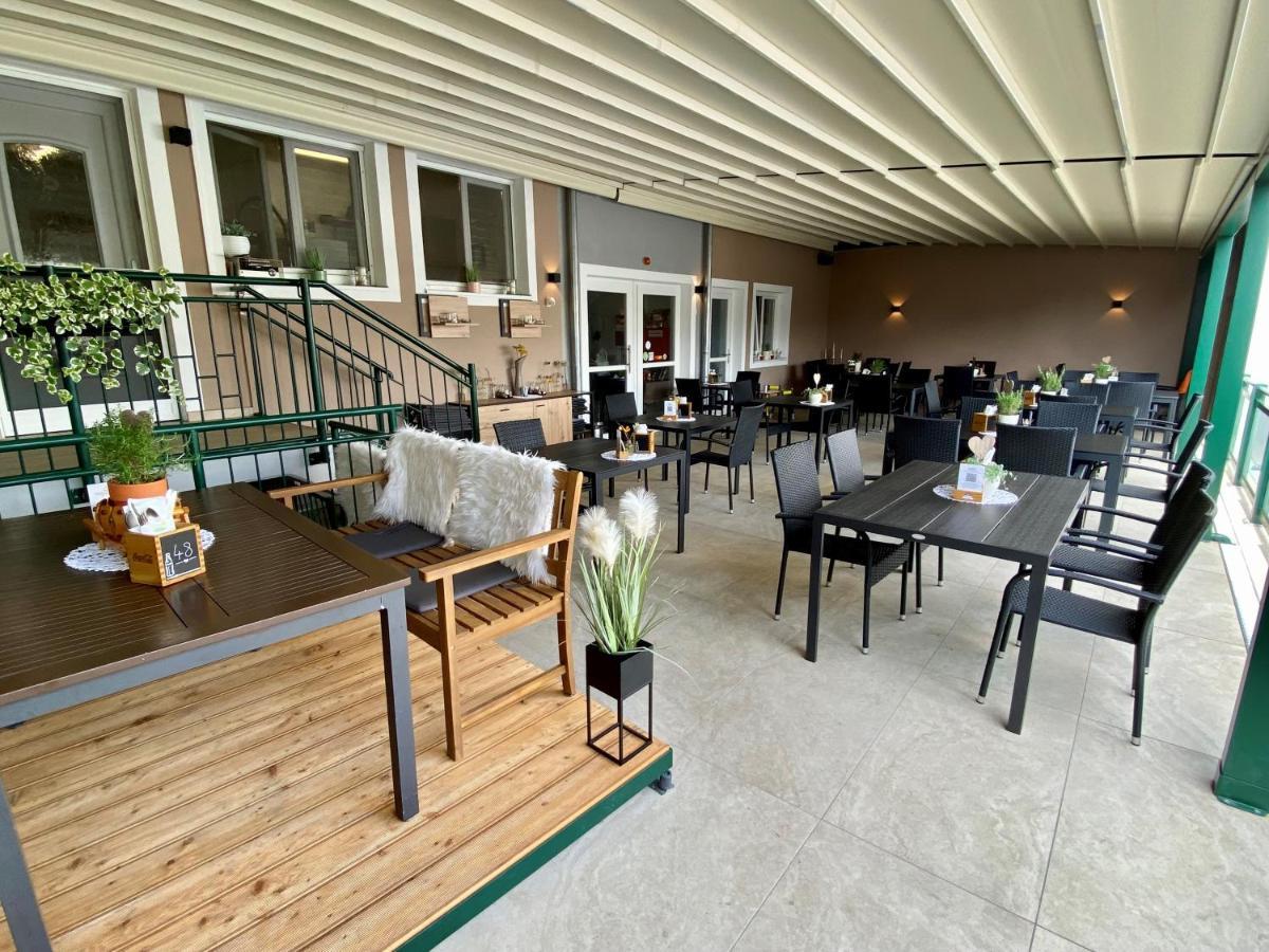 Hotel & Wirtshaus Hoedl-Kaplan Feldbach  Extérieur photo